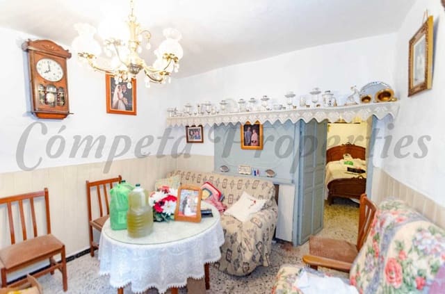 3 bedroom Townhouse for sale in Canillas de Aceituno - € 65,000 (Ref: 10076345)