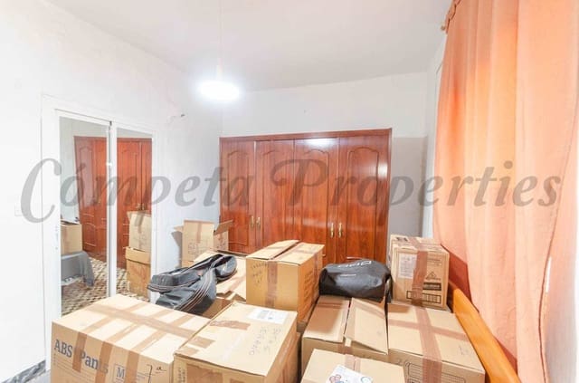 3 Zimmer Haus zu verkaufen in Archez mit Garage - 129.900 € (Ref: 10076349)