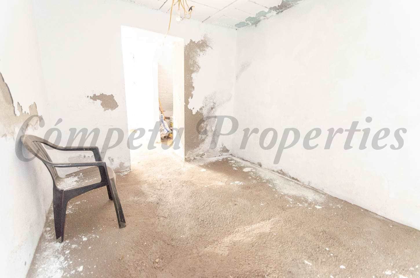 3 Zimmer Haus zu verkaufen in Archez mit Garage - 129.900 € (Ref: 10076349)