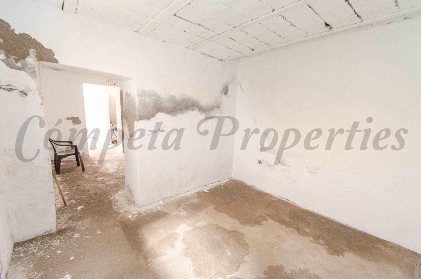 3 Zimmer Haus zu verkaufen in Archez mit Garage - 129.900 € (Ref: 10076349)