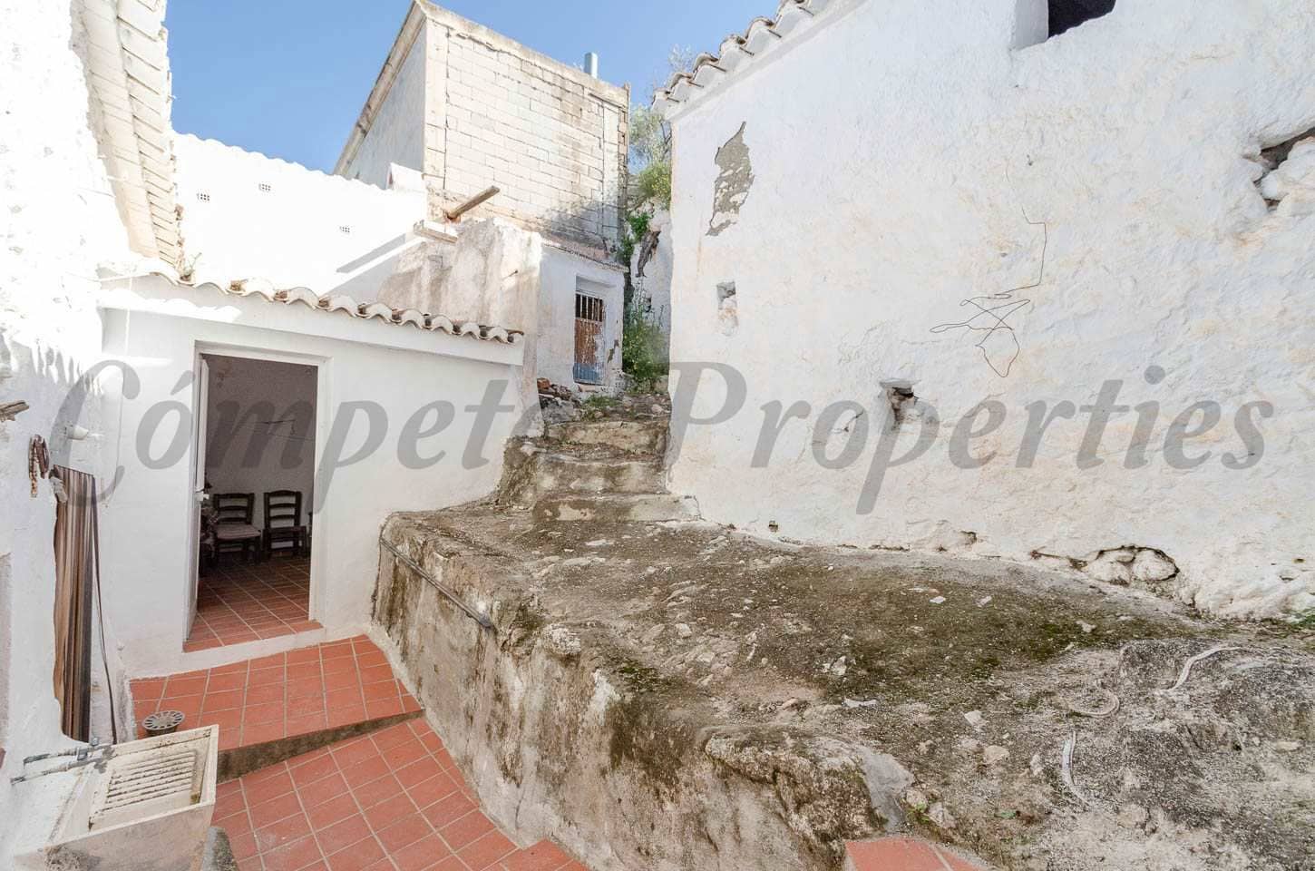 1 quarto Casa em Banda para venda em Canillas de Aceituno - 96 000 € (Ref: 10076353)