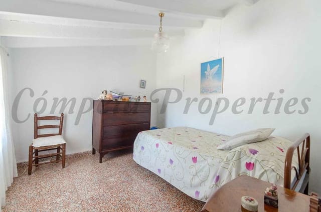 3 makuuhuone Omakotitalo myytävänä paikassa Canillas de Aceituno - 86 000 € (Ref: 10076354)