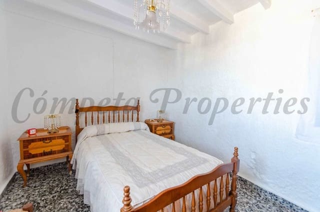 3 makuuhuone Omakotitalo myytävänä paikassa Canillas de Aceituno - 86 000 € (Ref: 10076354)