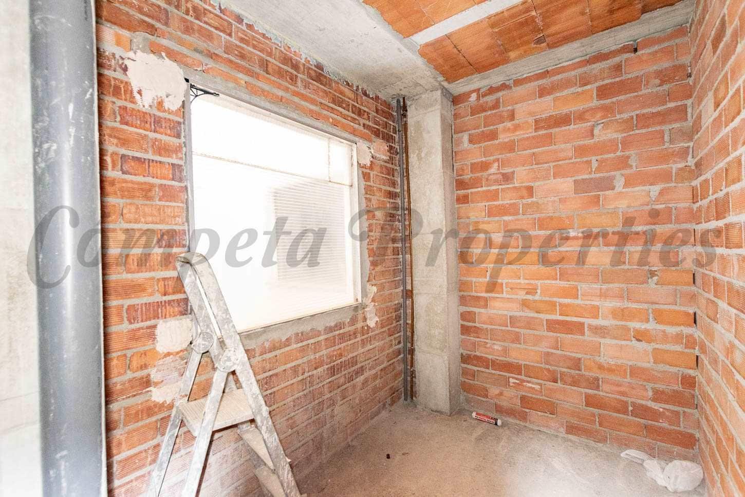 Casa de 4 habitaciones en Algarrobo en venta con garaje - 229.000 € (Ref: 10076356)