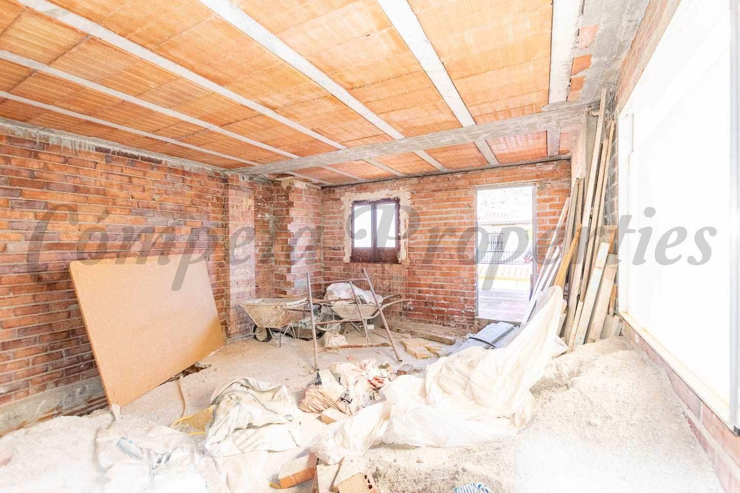 Casa de 4 habitaciones en Algarrobo en venta con garaje - 229.000 € (Ref: 10076356)