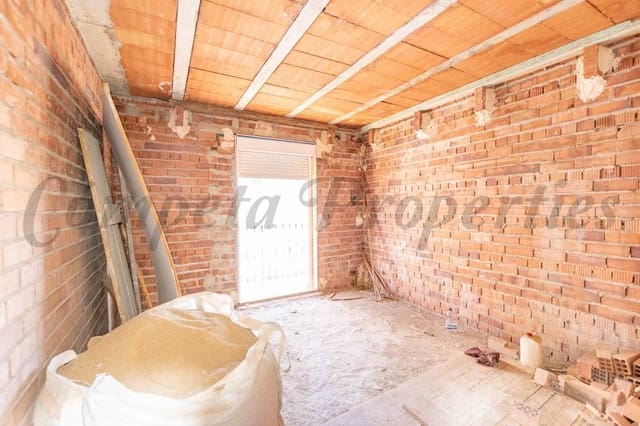 Casa de 4 habitaciones en Algarrobo en venta con garaje - 229.000 € (Ref: 10076356)
