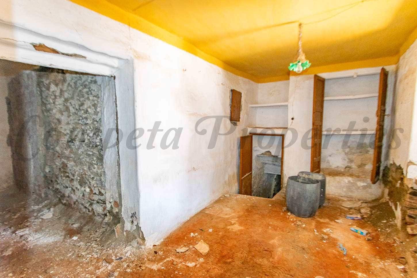 3 chambre Maison de Ville à vendre à Sayalonga - 67 000 € (Ref: 10076357)