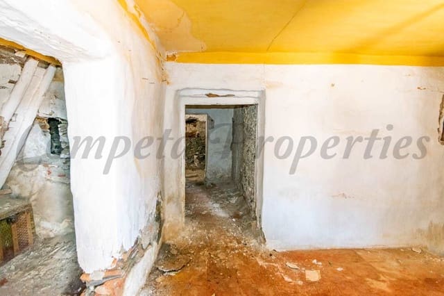 3 chambre Maison de Ville à vendre à Sayalonga - 67 000 € (Ref: 10076357)