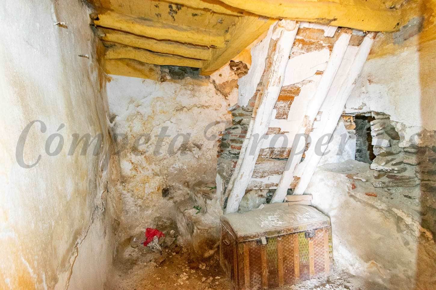 3 chambre Maison de Ville à vendre à Sayalonga - 67 000 € (Ref: 10076357)