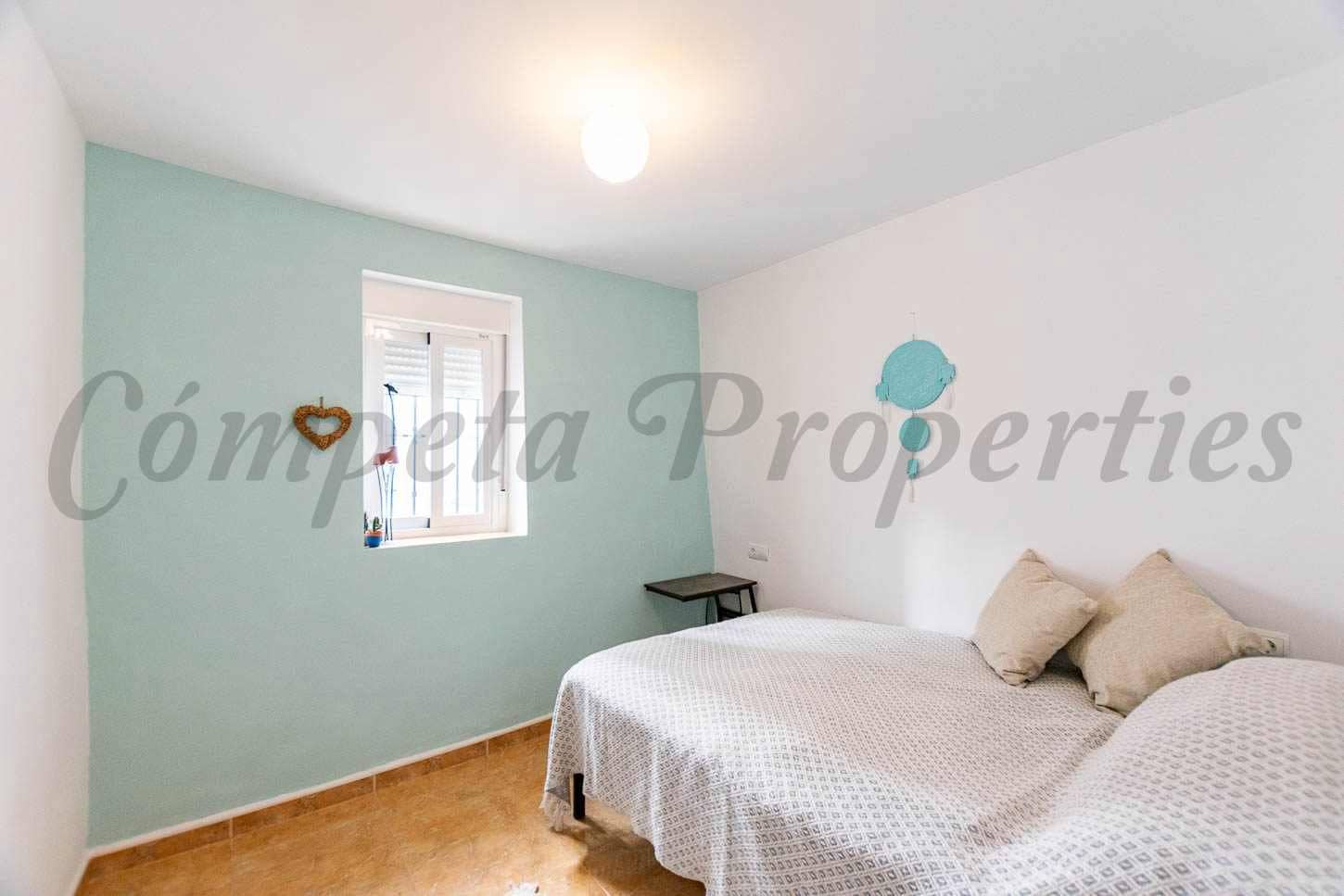 3 Zimmer Haus zu vermieten in Competa - 750 € (Ref: 10076358)