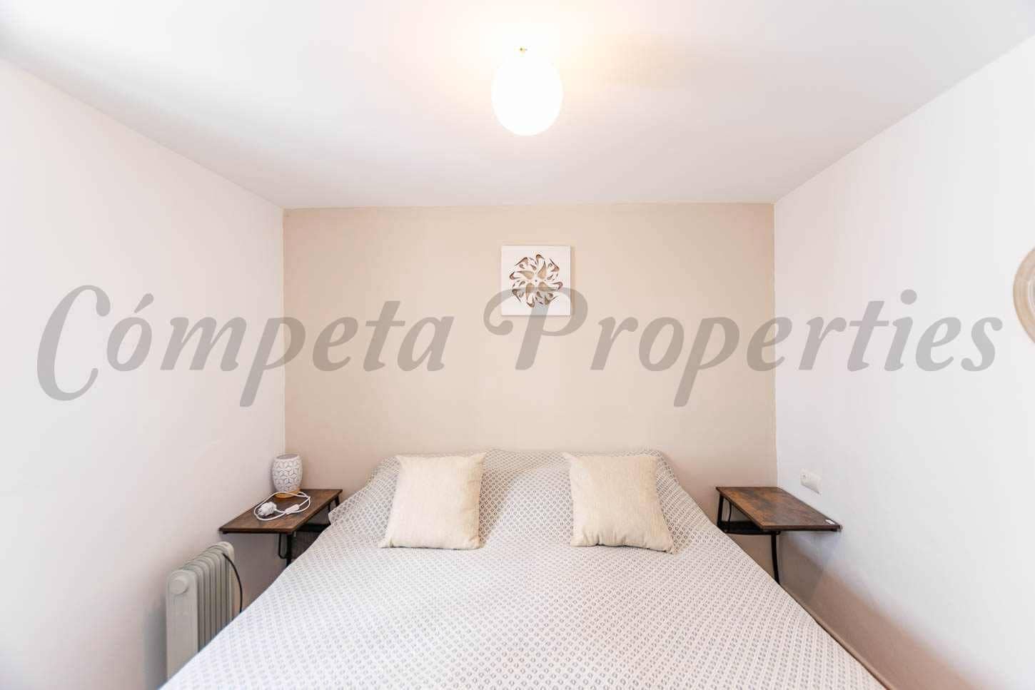3 Zimmer Haus zu vermieten in Competa - 750 € (Ref: 10076358)