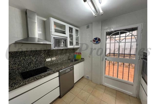 4 Zimmer Haus zu vermieten in Almijara, Nerja mit Pool - 1.050 € (Ref: 10076359)