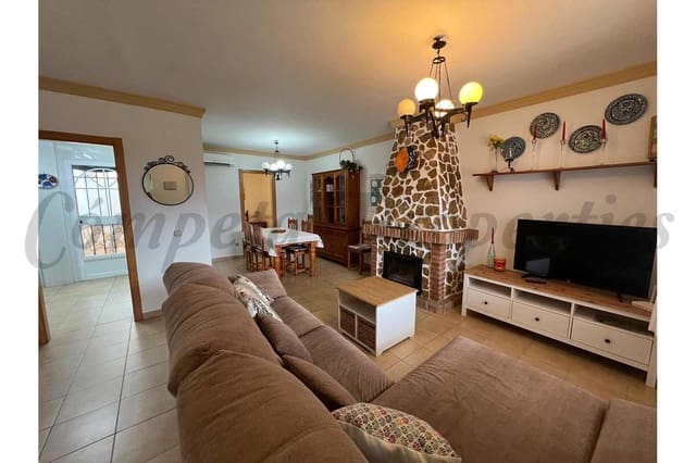 4 Zimmer Haus zu vermieten in Almijara, Nerja mit Pool - 1.050 € (Ref: 10076359)