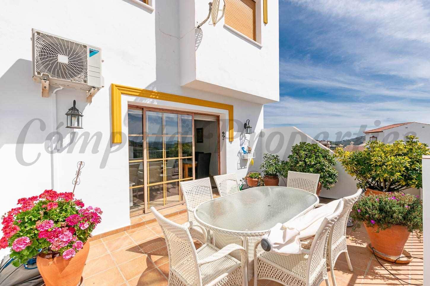 2 camera da letto Casa da affittare in Competa - 750 € (Rif: 10076361)
