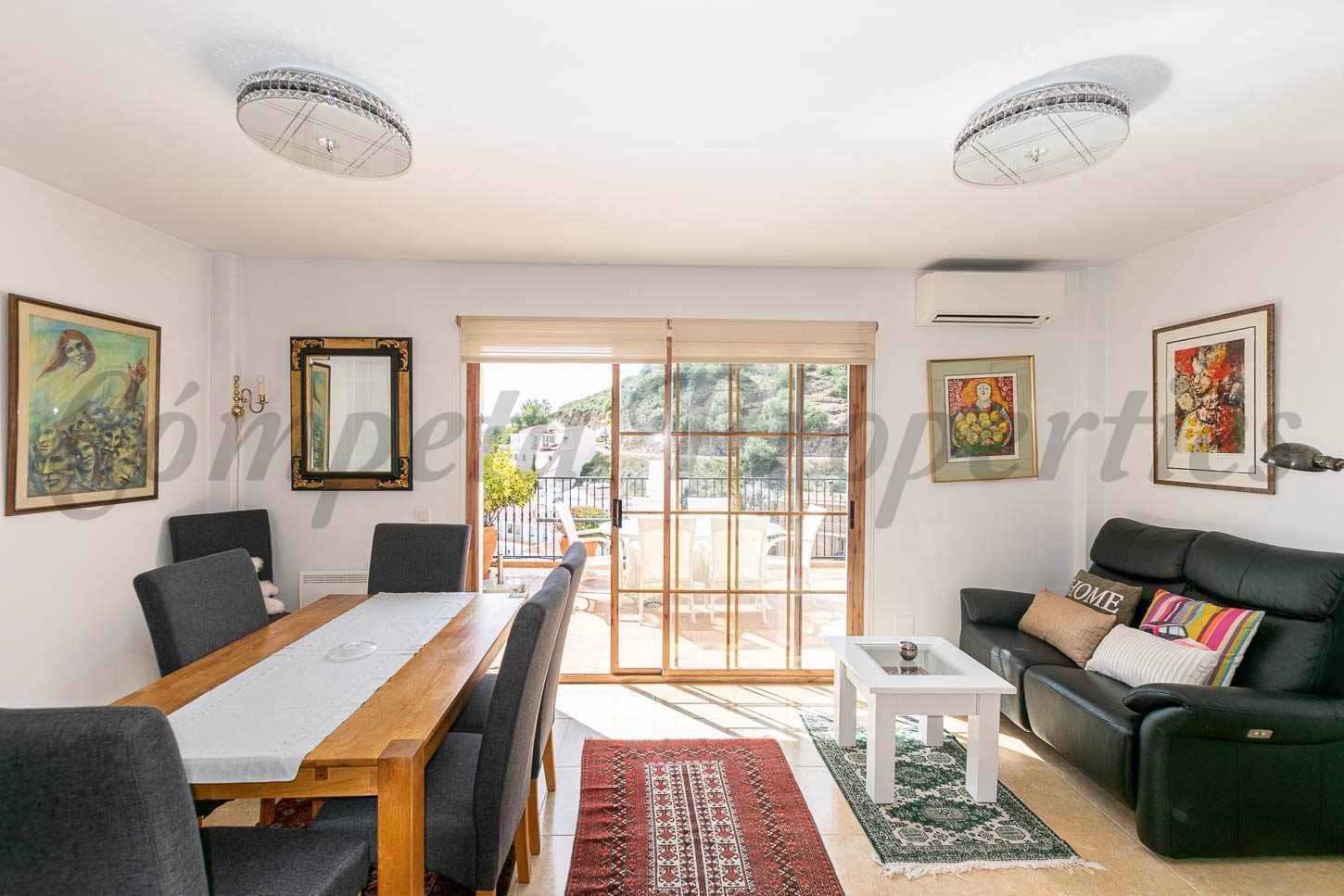 2 camera da letto Casa da affittare in Competa - 750 € (Rif: 10076361)
