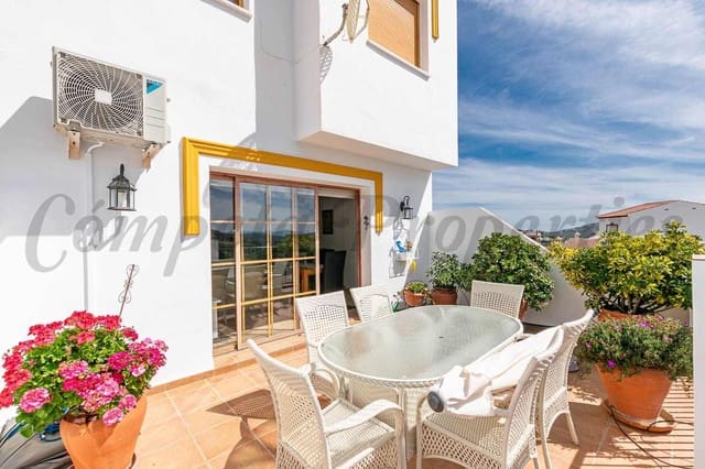 Casa de 2 habitaciones en Cómpeta en alquiler - 750 € (Ref: 10076361)