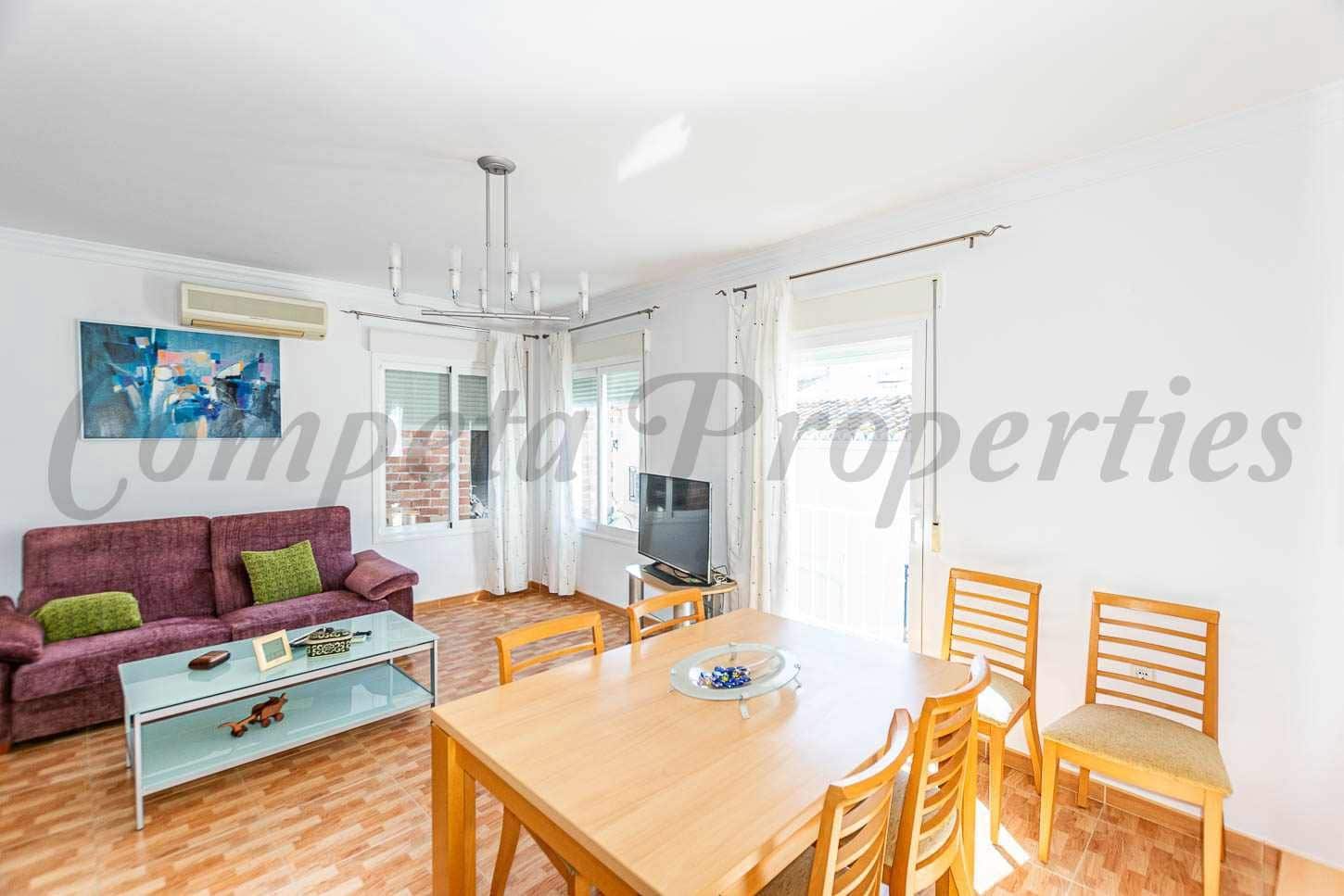 3 Zimmer Haus zu vermieten in Algarrobo mit Garage - 950 € (Ref: 10076362)