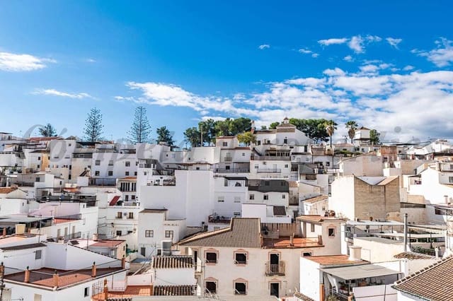 3 Zimmer Haus zu vermieten in Algarrobo mit Garage - 950 € (Ref: 10076362)