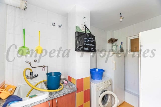 3 Zimmer Haus zu vermieten in Algarrobo mit Garage - 950 € (Ref: 10076362)