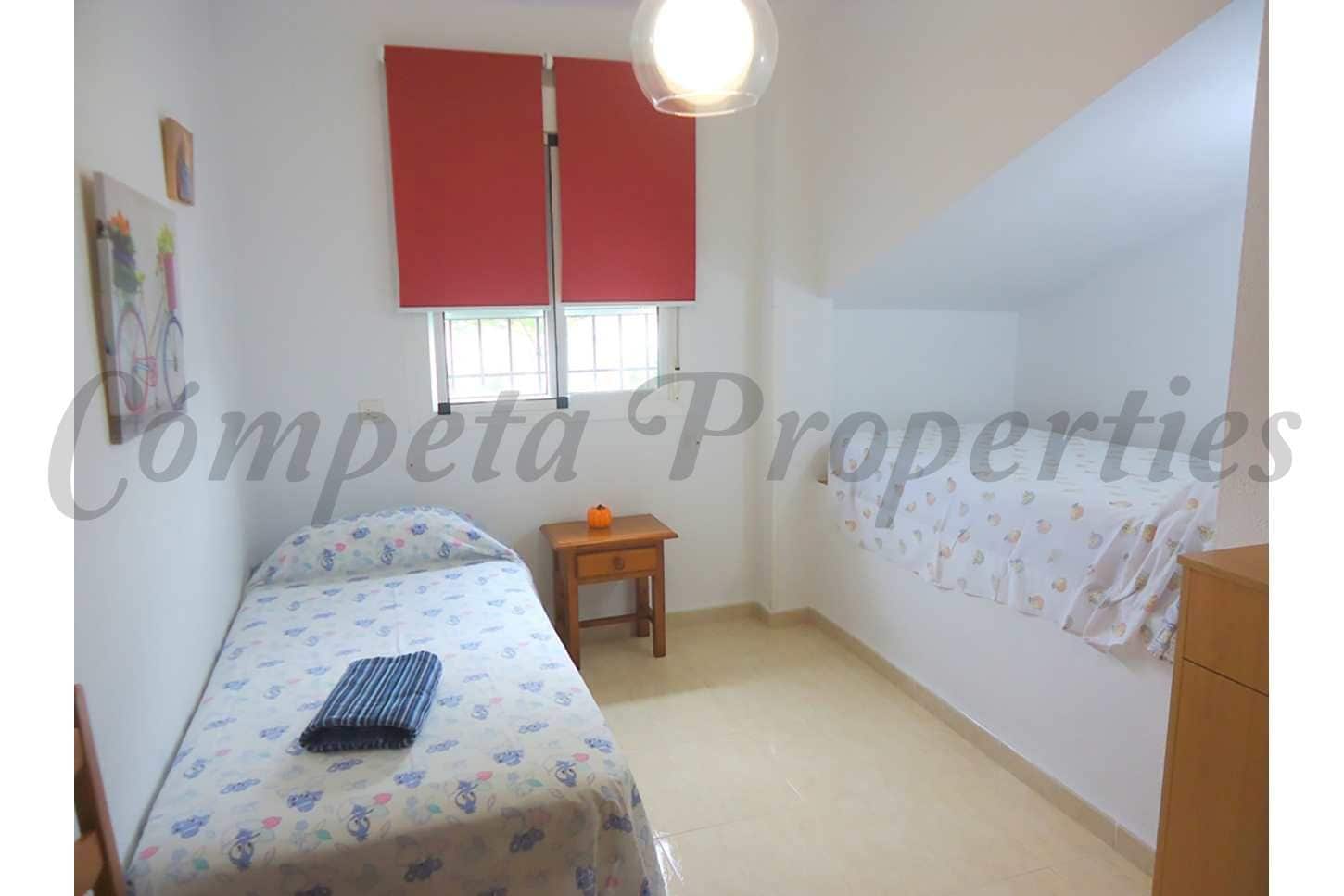 3 soveværelse Rækkehus til leje i Nerja - € 1.050 (Ref: 10076364)