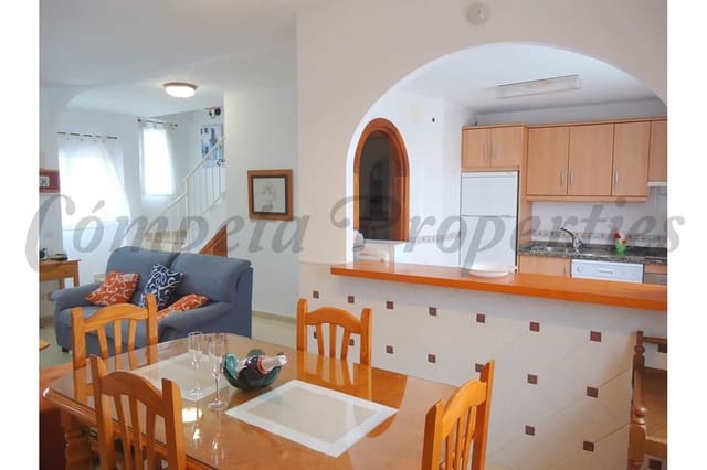 3 soveværelse Rækkehus til leje i Almijara, Nerja - € 1.050 (Ref: 10076364)
