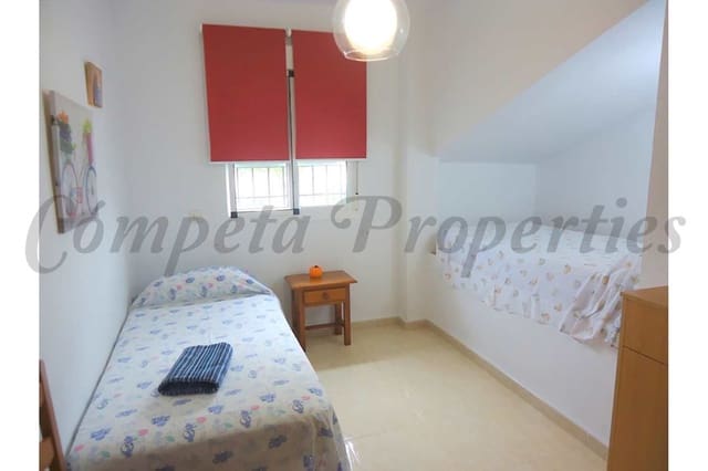 3 soveværelse Rækkehus til leje i Almijara, Nerja - € 1.050 (Ref: 10076364)