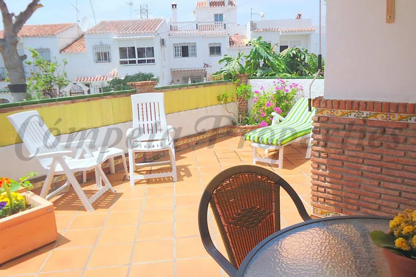 3 soveværelse Rækkehus til leje i Nerja - € 1.050 (Ref: 10076364)