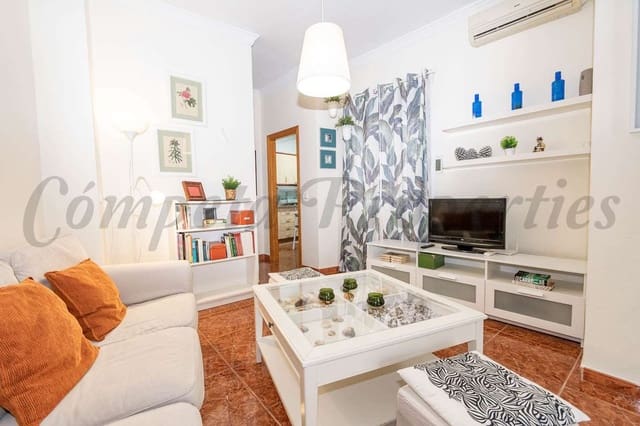 3 quarto Casa em Banda para arrendar em Torrox Pueblo, Torrox - 750 € (Ref: 10076365)