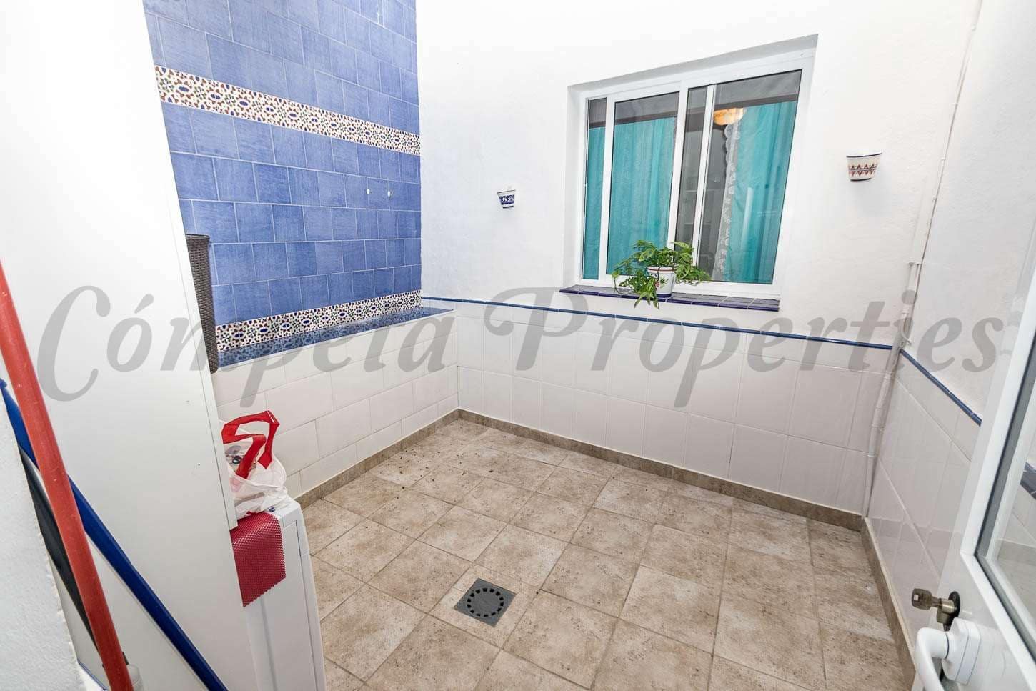 3 slaapkamer Huis te huur in Torrox - € 750 (Ref: 10076365)