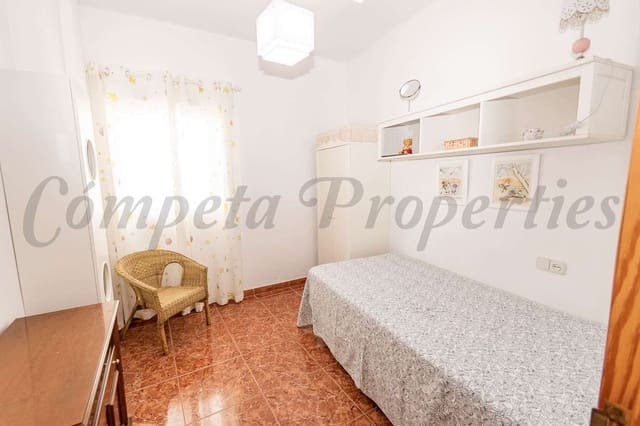 3 quarto Casa em Banda para arrendar em Torrox Pueblo, Torrox - 750 € (Ref: 10076365)
