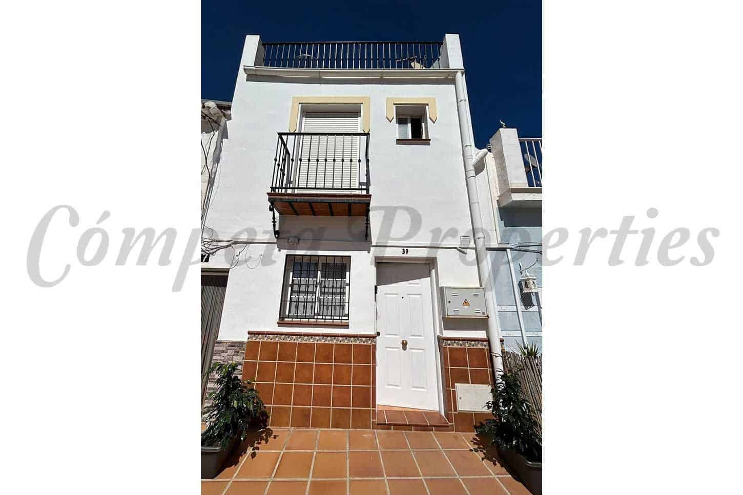 1 slaapkamer Huis te huur in Torrox - € 600 (Ref: 10076366)