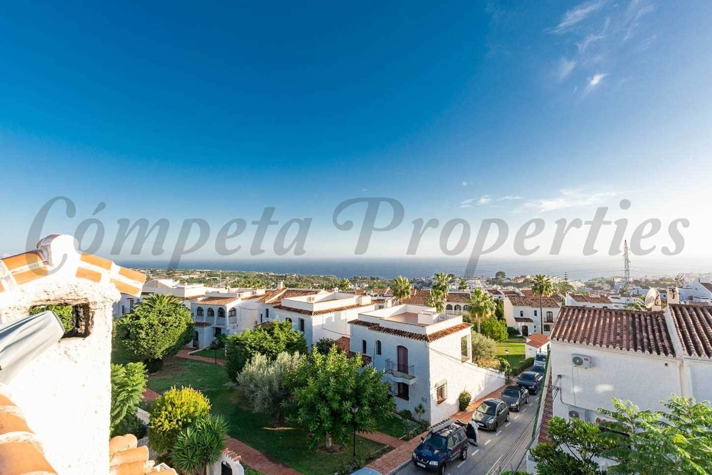 2 soveværelse Rækkehus til leje i Nerja - € 850 (Ref: 10076367)
