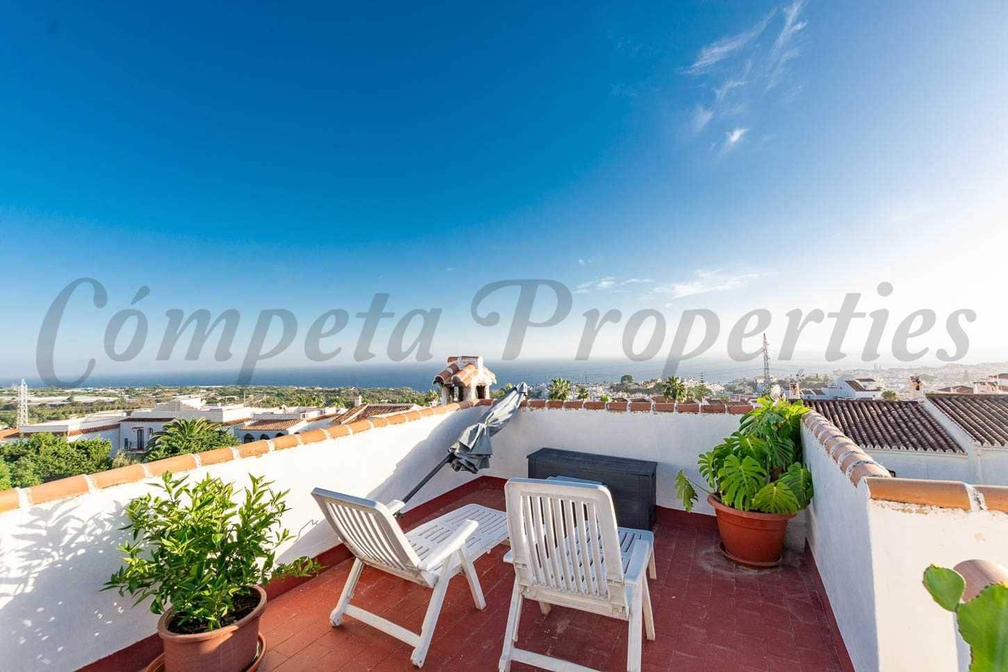 2 soveværelse Rækkehus til leje i Nerja - € 850 (Ref: 10076367)