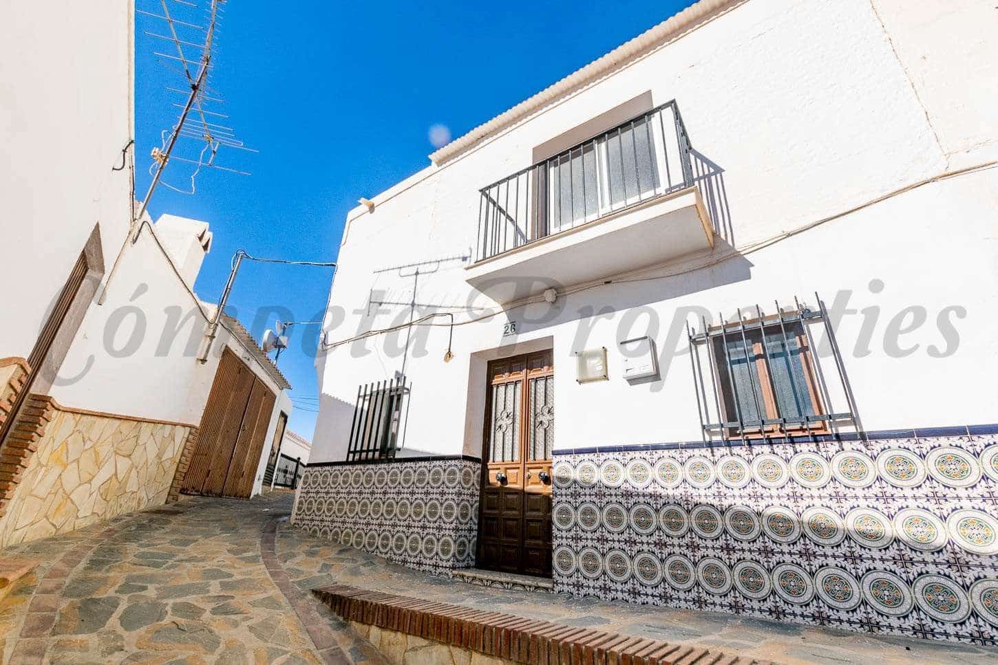 3 quarto Casa em Banda para venda em Corumbela - 99 000 € (Ref: 10076371)