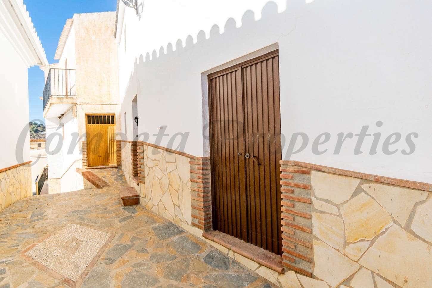3 quarto Casa em Banda para venda em Corumbela - 99 000 € (Ref: 10076371)