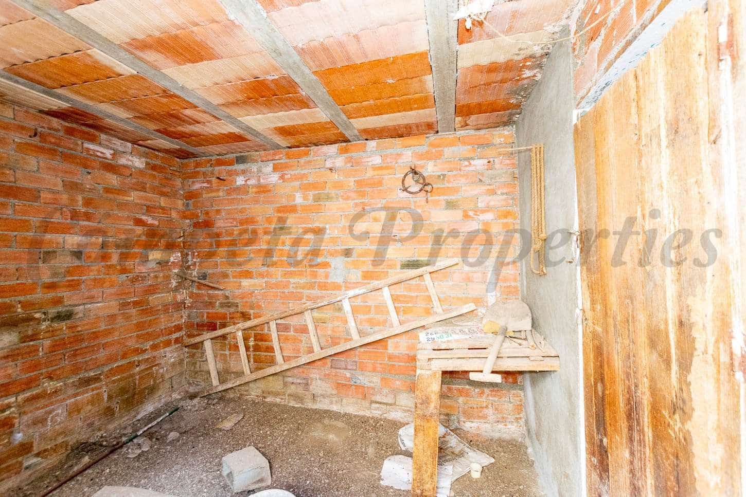 3 quarto Casa em Banda para venda em Corumbela - 99 000 € (Ref: 10076371)