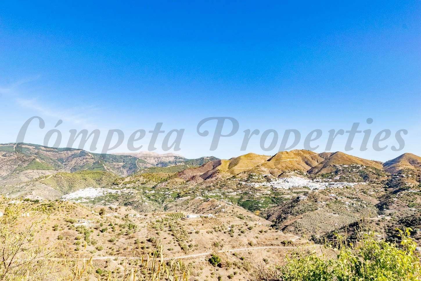 3 quarto Casa em Banda para venda em Corumbela - 99 000 € (Ref: 10076371)