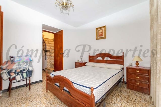 4 quarto Casa em Banda para venda em Archez - 107 000 € (Ref: 10076372)