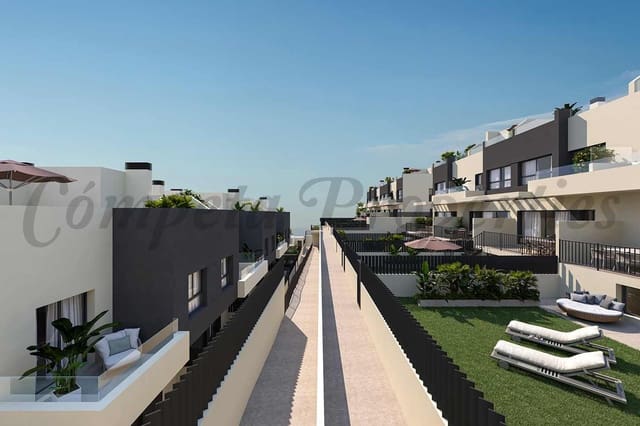 4 chambre Villa/Maison Semi-Mitoyenne à vendre à Vélez-Málaga avec piscine garage - 693 000 € (Ref: 10076377)