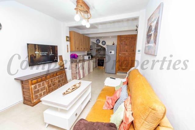 2 bedroom Townhouse for sale in Torrox Pueblo, Torrox - € 199,000 (Ref: 10076379)