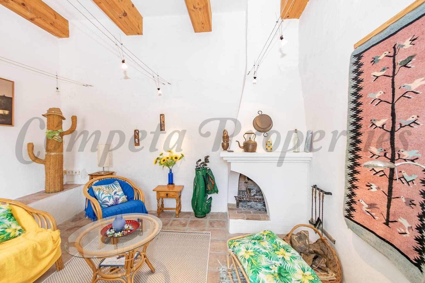 4 slaapkamer Huis te koop in Torrox met garage - € 295.000 (Ref: 10076380)