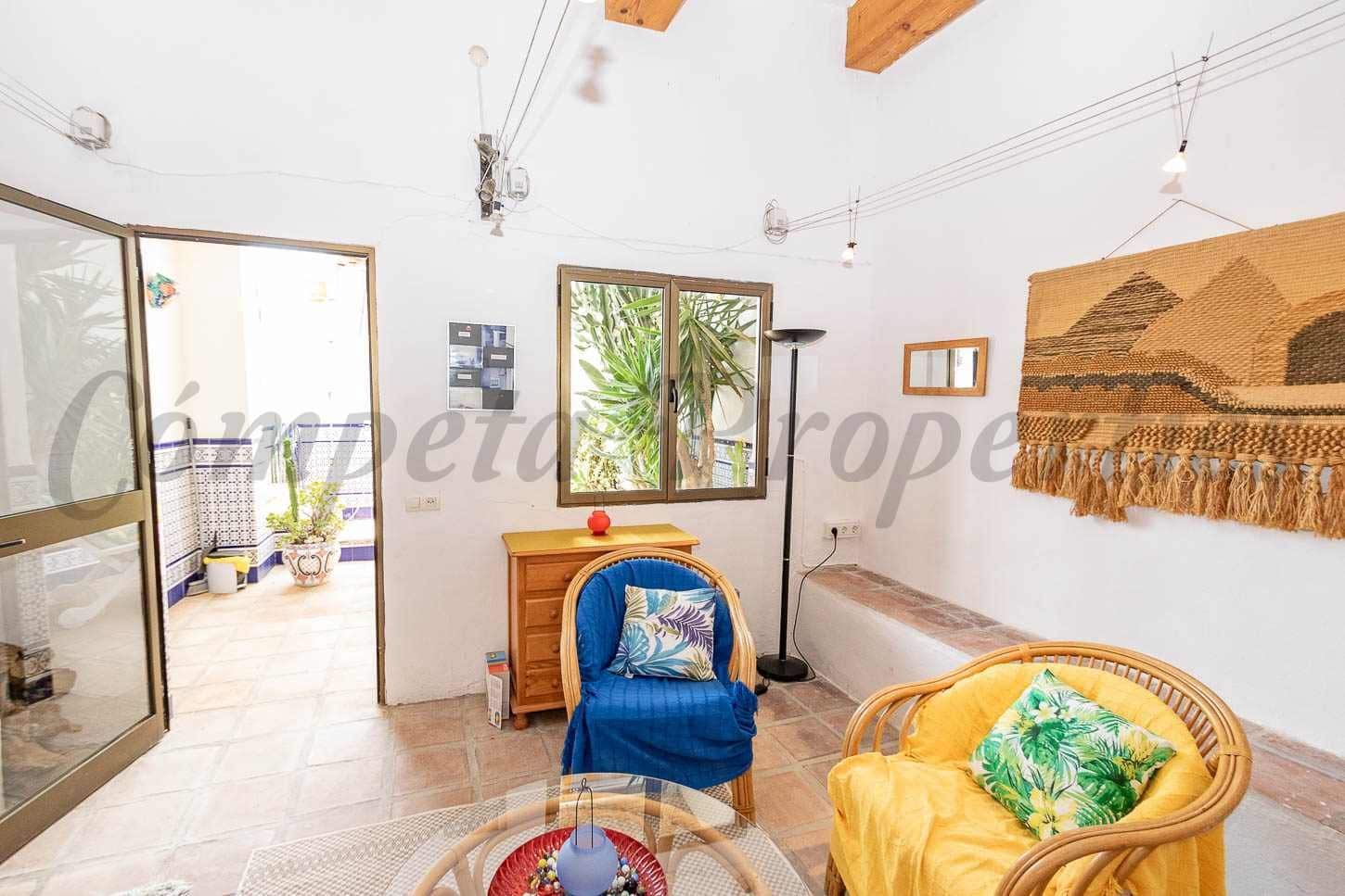4 slaapkamer Huis te koop in Torrox met garage - € 295.000 (Ref: 10076380)