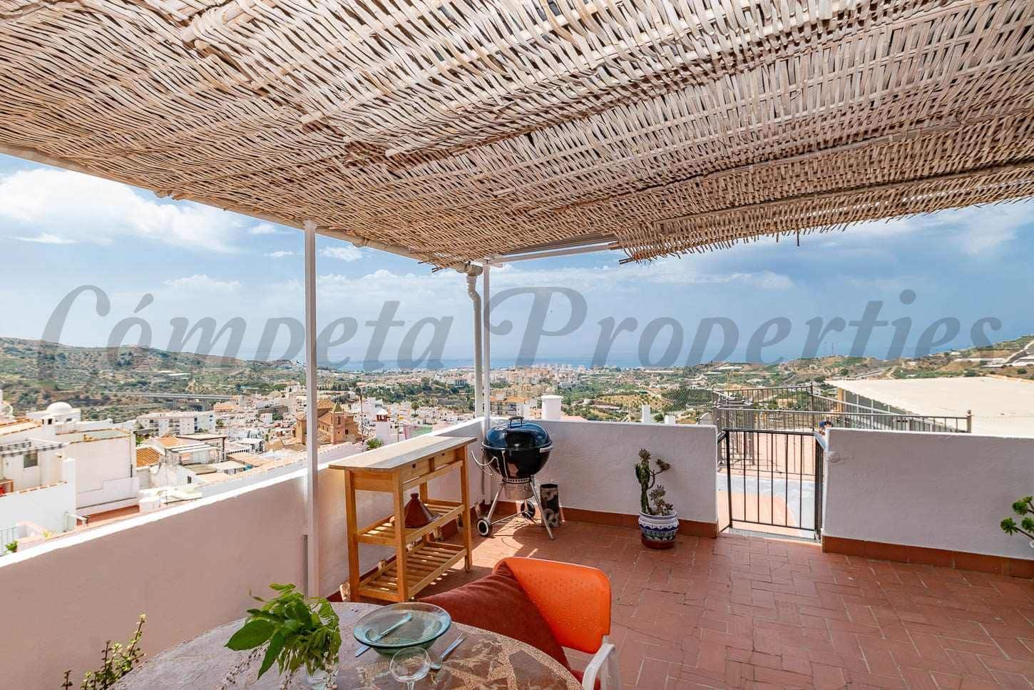 4 slaapkamer Huis te koop in Torrox met garage - € 295.000 (Ref: 10076380)