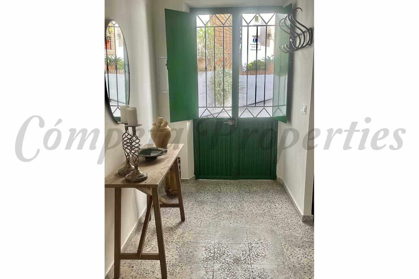   3 soveværelse   ferieByhus i Torrox     - € 1.050 (Ref: 10076385)