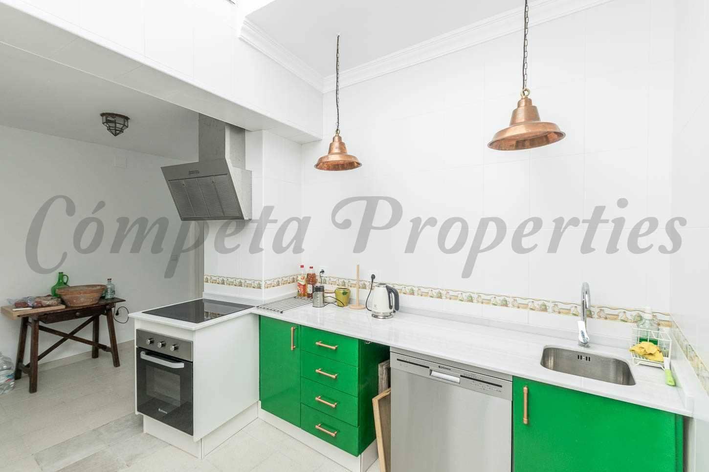   3 soveværelse   ferieByhus i Torrox     - € 1.050 (Ref: 10076385)
