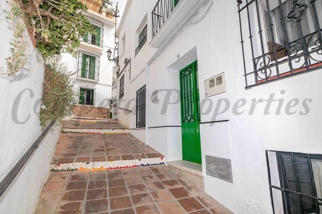   3 soveværelse   ferieByhus i Torrox Pueblo, Torrox   - € 1.050 (Ref: 10076385)
