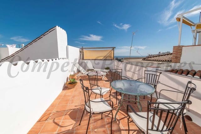   3 soveværelse   ferieByhus i Torrox Pueblo, Torrox   - € 1.050 (Ref: 10076385)