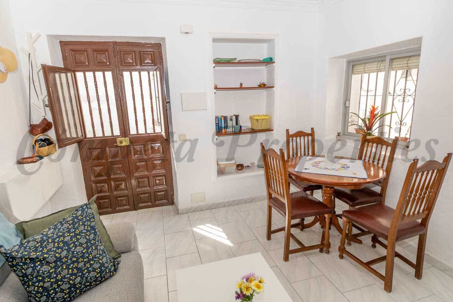 3 soverom Hus til salgs i Torrox - € 625 (Ref: 10076386)