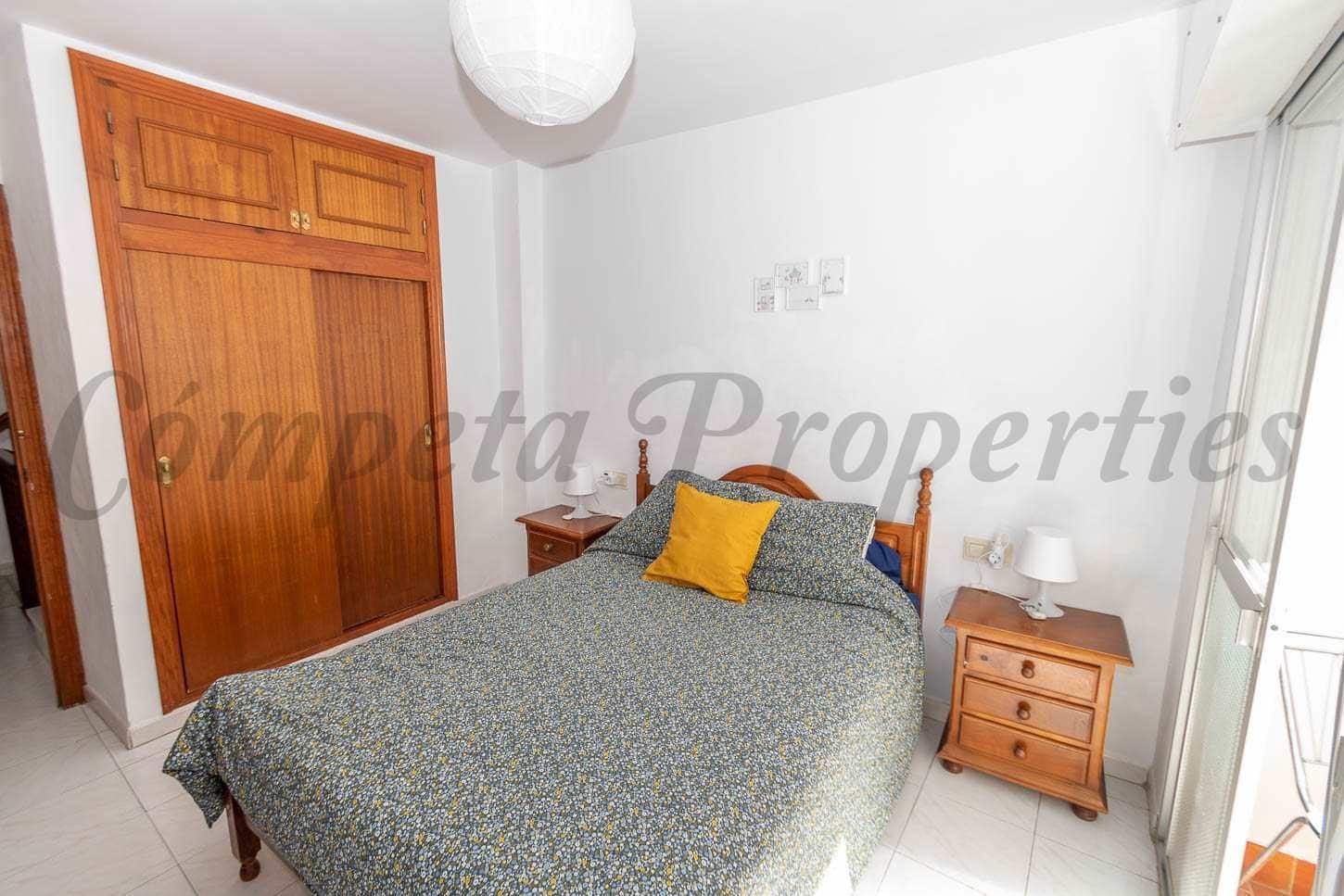 3 soverom Hus til salgs i Torrox - € 625 (Ref: 10076386)