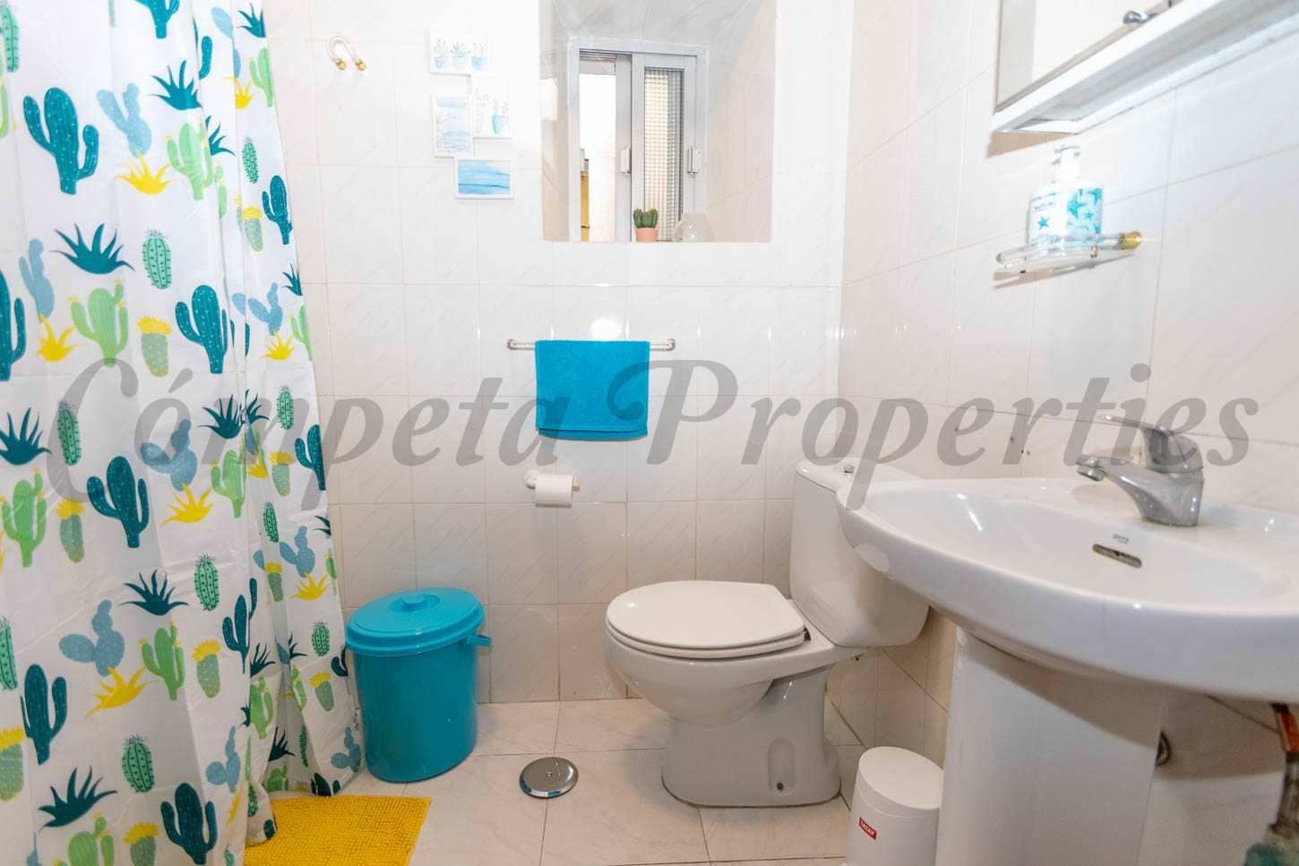 3 soverom Hus til salgs i Torrox - € 625 (Ref: 10076386)